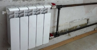 Установка биметаллических радиаторов отопления в квартире в Шебекино - от 2048 руб.